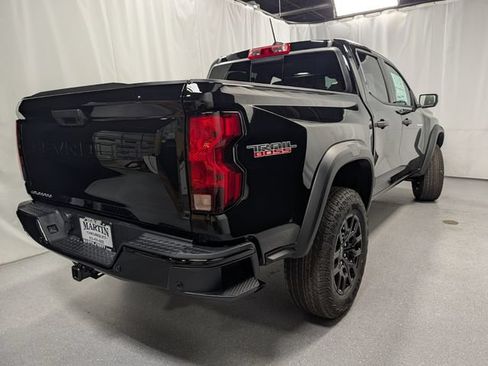 New 2026 Chevrolet Colorado Trail Boss AWD/4WD image 3