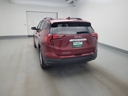 Used 2018 GMC Terrain SLE w/ Driver Convenience Package FWD image 6