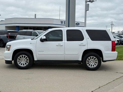 Used 2013 Chevrolet Tahoe 2WD Hybrid image 2