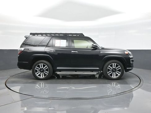 Used 2020 Toyota 4Runner Limited AWD/4WD image 8