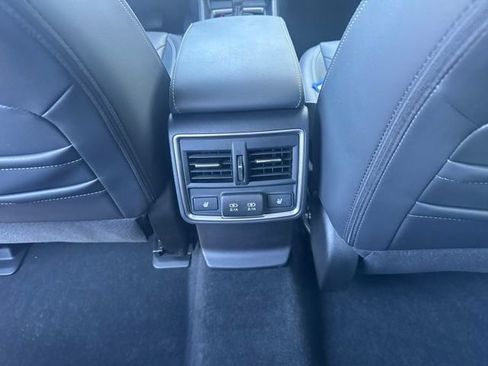 Used 2023 Subaru Forester Touring AWD/4WD image 22