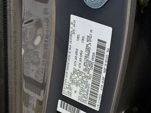 Used 2024 Toyota Tacoma TRD Sport image 12