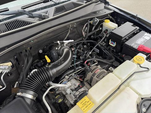 Used 2008 Jeep Liberty Sport w/ Popular Equipment Group image 18