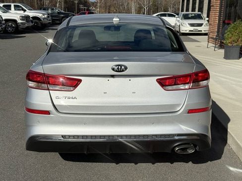 Used 2019 Kia Optima LX w/ LX 17" Wheel Package image 5
