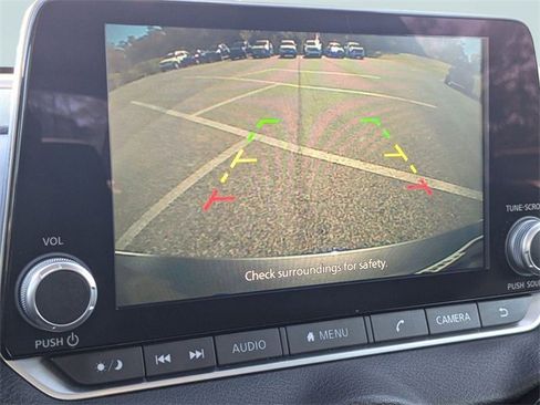 Used 2023 Nissan Sentra SV image 20