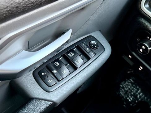 Used 2019 RAM 1500 Big Horn AWD/4WD image 21