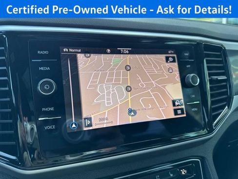 Certified 2023 Volkswagen Atlas Cross Sport SEL Premium R-Line AWD/4WD image 15