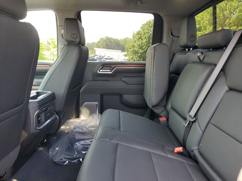 New 2025 GMC Sierra 2500 Denali image 10