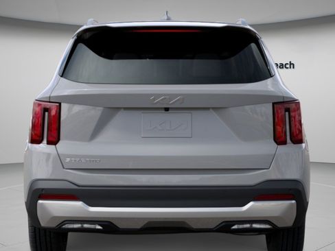 New 2026 Kia Sorento S FWD image 7