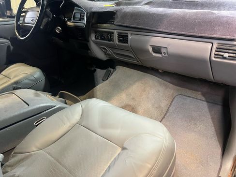 Used 1995 Ford Bronco XLT AWD/4WD image 9