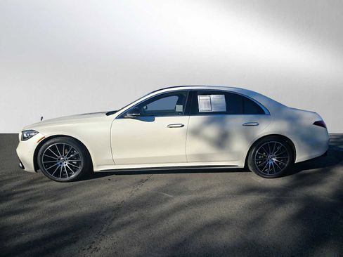 Certified 2022 Mercedes-Benz S 500 4MATIC image 6