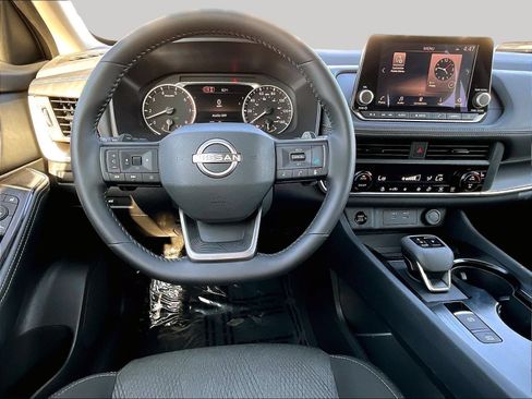 Certified 2026 Nissan Rogue SV w/ Cold Weather Package AWD/4WD image 11