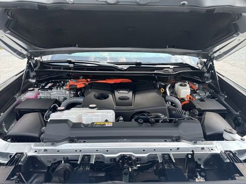 Used 2024 Toyota Tundra Capstone image 39