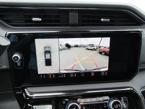 Used 2024 GMC Sierra 2500 AT4X AWD/4WD image 29