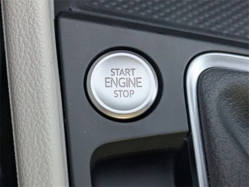 New 2026 Volkswagen Jetta SE image 30