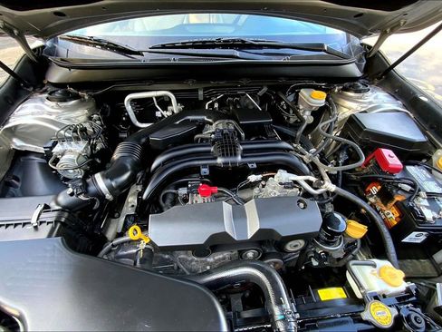 Used 2017 Subaru Outback 2.5i Limited image 10