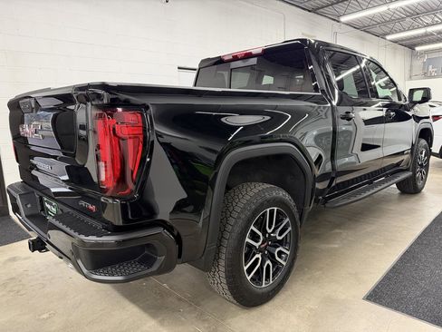Used 2026 GMC Sierra 1500 AT4 w/ AT4 Premium Package image 4
