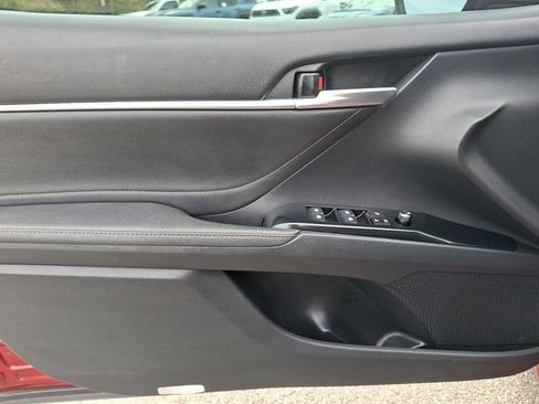 Used 2018 Toyota Camry XLE w/ Driver Assist Package FWD image 12