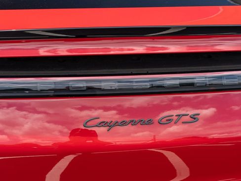 Used 2021 Porsche Cayenne GTS AWD/4WD image 19