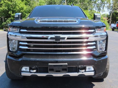 Used 2020 Chevrolet Silverado 2500 High Country w/ Z71 Off-Road Package AWD/4WD image 9