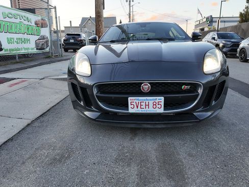 Used 2016 Jaguar F-TYPE S image 3