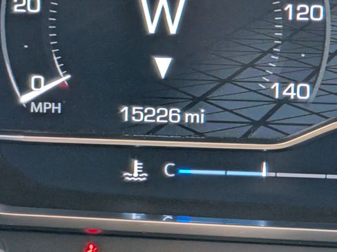 Used 2023 GMC Yukon XL SLT w/ SLT Luxury Package image 26