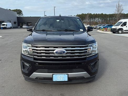 Used 2019 Ford Expedition XLT w/ Equipment Group 202A image 2