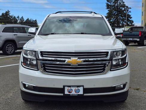 Used 2019 Chevrolet Tahoe Premier w/ Premier Plus Edition AWD/4WD image 3