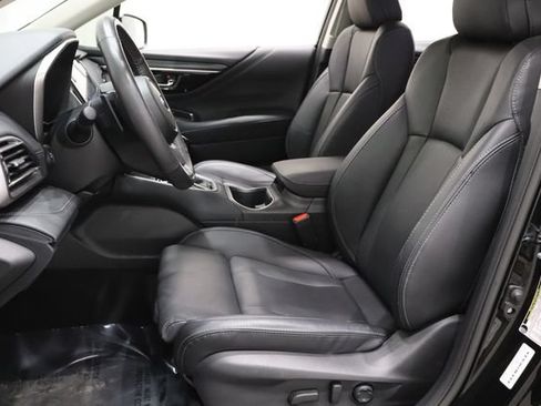 Used 2024 Subaru Outback Touring AWD/4WD image 13