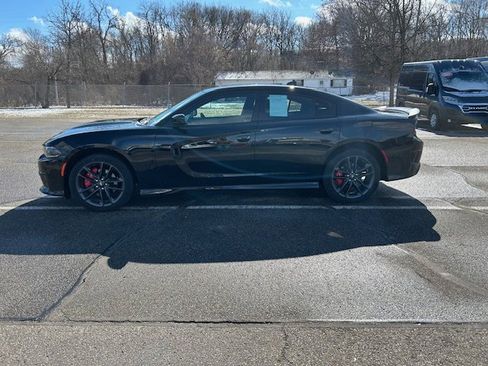 Used 2021 Dodge Charger GT w/ Plus Group image 3