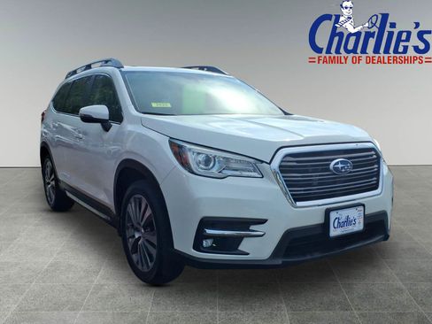 Used 2020 Subaru Ascent Limited w/ Technology Package AWD/4WD image 3