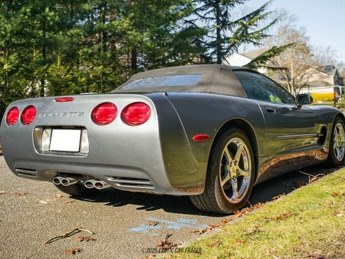 Used 2003 Chevrolet Corvette Convertible w/ Preferred Equipment Group1 image 18