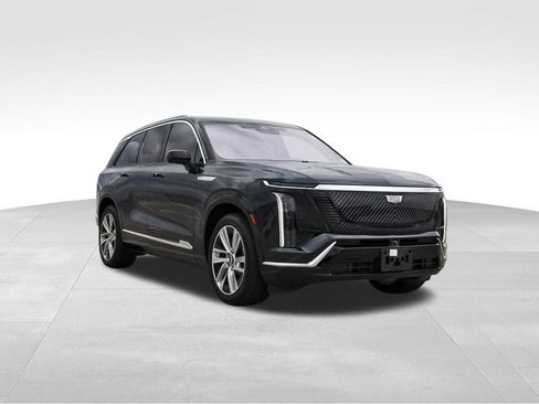 Certified 2026 Cadillac Vistiq Luxury image 1