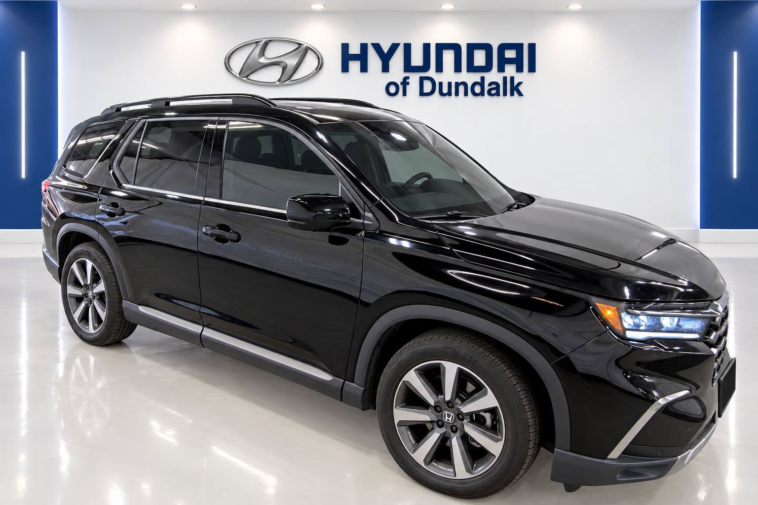Used 2025 Honda Pilot Elite image 5
