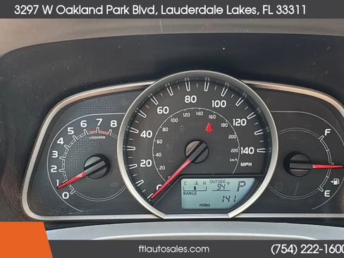 Used 2013 Toyota RAV4 XLE FWD image 49