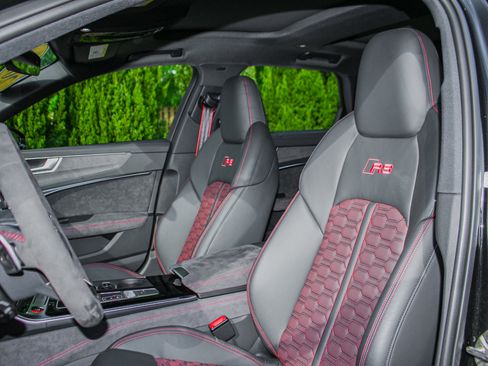 Used 2026 Audi RS 6 performance image 16