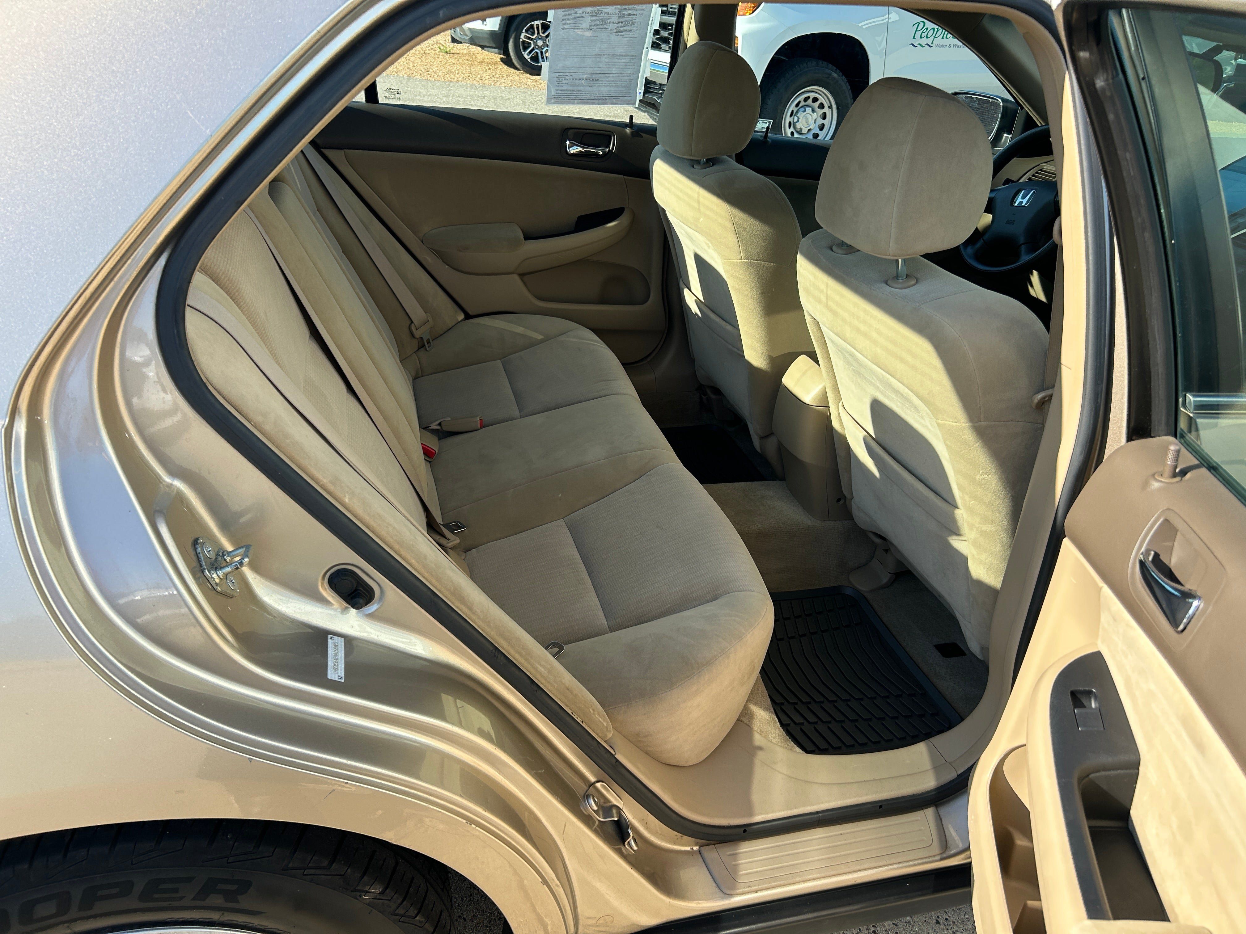 Used 2004 Honda Accord LX image 33