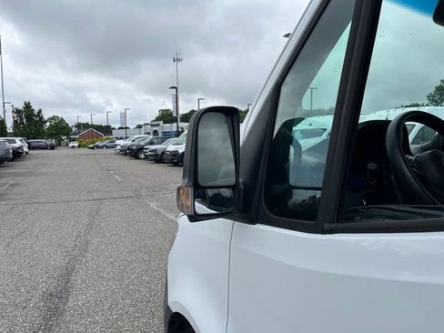 Used 2022 Mercedes-Benz Sprinter 2500 image 14