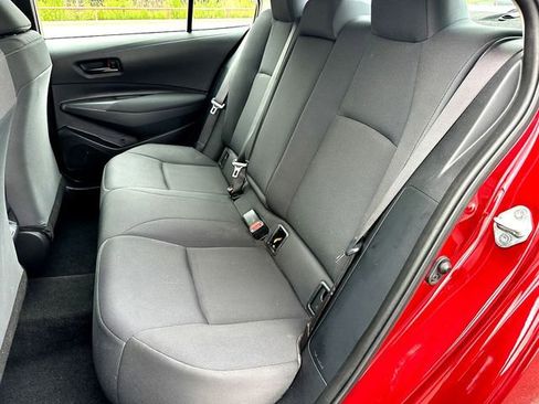 Used 2023 Toyota Corolla LE FWD image 17