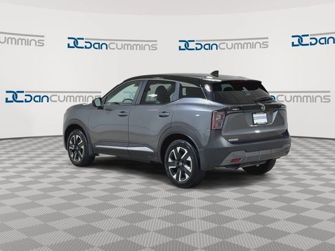 Used 2025 Nissan Kicks SV w/ Charging Package AWD/4WD image 6