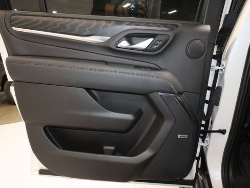 Certified 2024 GMC Yukon XL Denali w/ Denali Reserve Package image 22