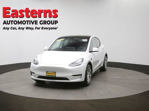 Used 2021 Tesla Model Y Long Range image 52