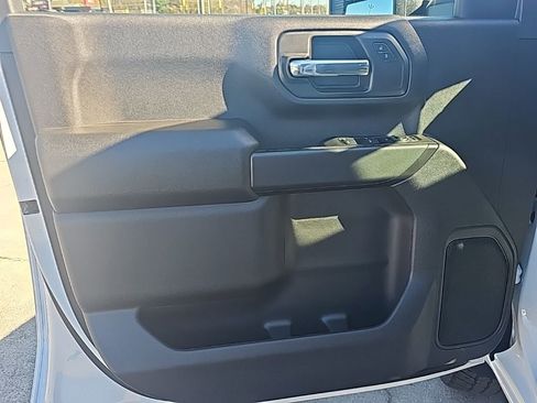 New 2026 GMC Sierra 2500 Pro w/ Convenience Package image 8