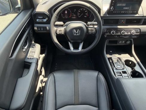 Used 2023 Honda Pilot EX-L image 11