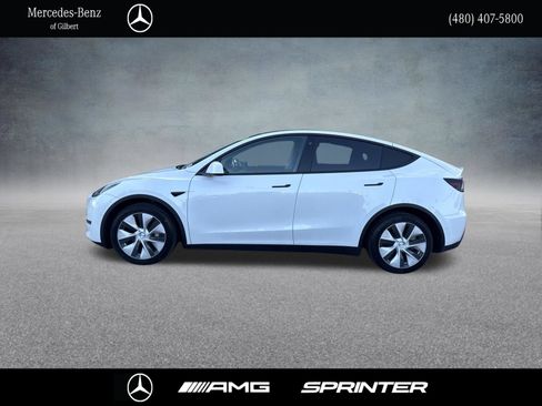 Used 2021 Tesla Model Y Long Range AWD/4WD image 2