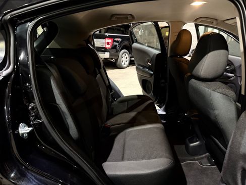 Used 2022 Honda HR-V LX image 22