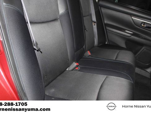 Used 2016 Nissan Altima 2.5 SR FWD image 7