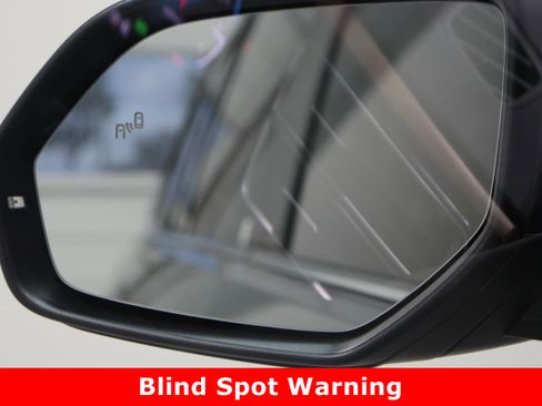 Used 2024 Volkswagen Atlas SE image 23