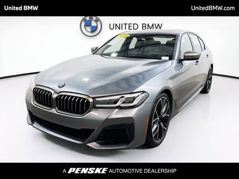 Used 2021 BMW M550i xDrive image 1
