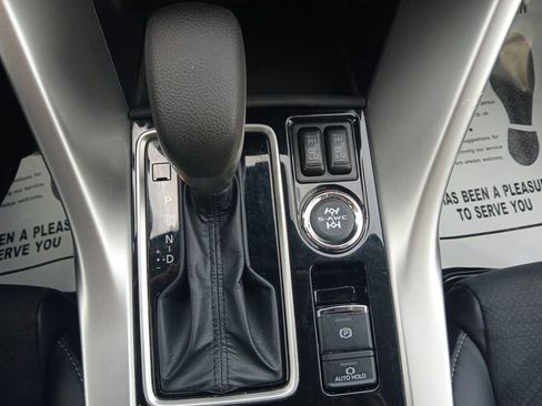Used 2025 Mitsubishi Eclipse Cross AWD image 16